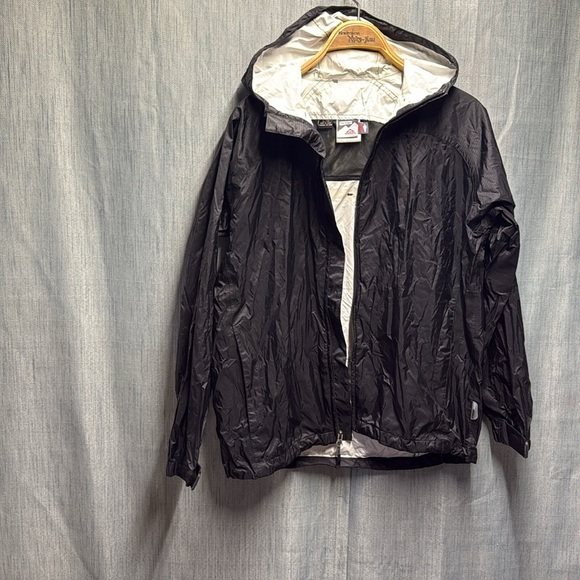 🏁McKinley Black Windbreaker Jacket size XL - Picture 2 of 7